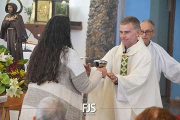 Misa y procesión religiosa en Cazadores/Francisco Javier Santana.